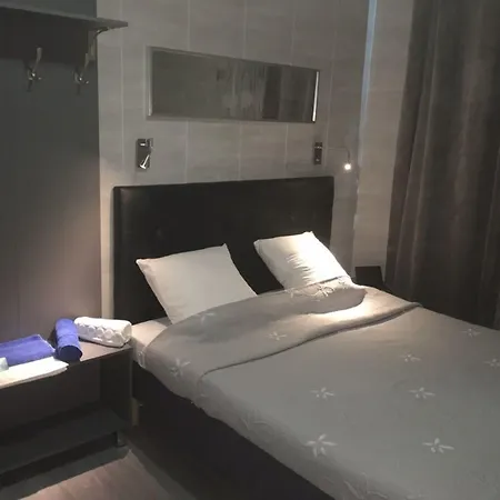Gofen Hotel Paris